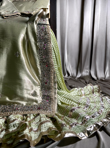 Mehndi Ka Jora - Crushed Sharara