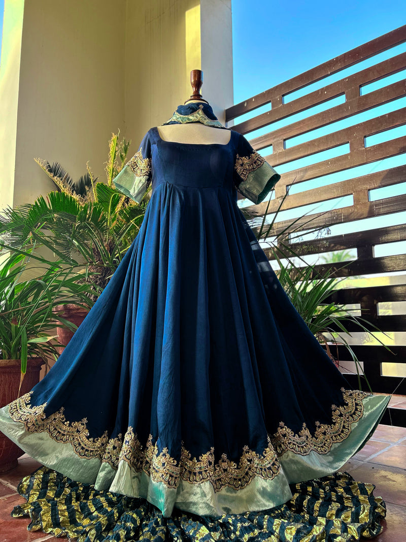 Husn Ara Kalidar Custom